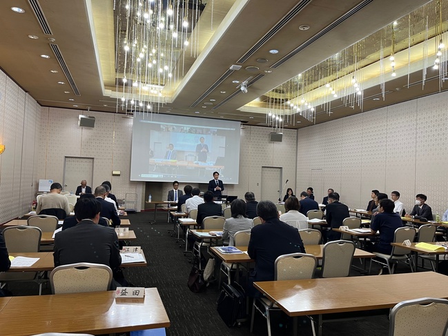 委員総会